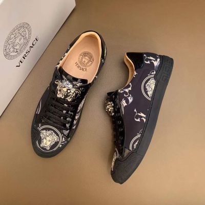 Most Popular Versace Black Calfskin & Patent Leather Silver Medusa Stud Male Lace-up Logo Pattern Sneakers Replica