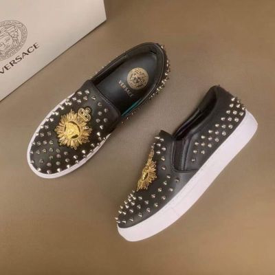 2021 Best Popular Versace Gold Medusa Embroidery Silver Studs Men Black Calfskin Leather Fake Loafers