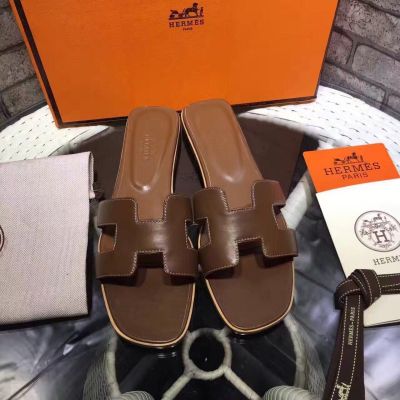 Imitation Hermes Logo Motif White/Brown Ladies Calfskin Leather Flat Oran Sandals For Sale H172187Z Z3350