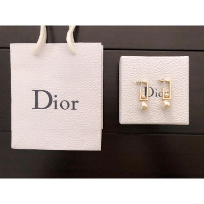 Christian Dior Yellow Gold Earrings CDJW023